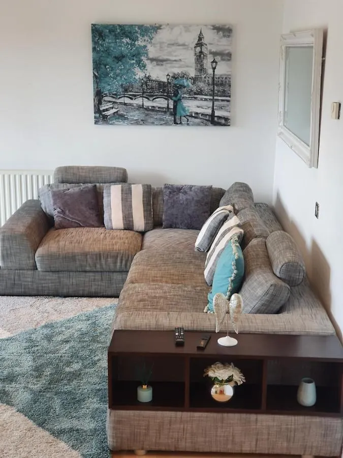 Luxury Canary Wharf Apartment With Free Parking London United Kingdom